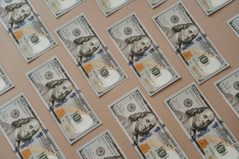 borrow 20,000 pesos in the Philippines - Photo by olia danilevich on Pexels