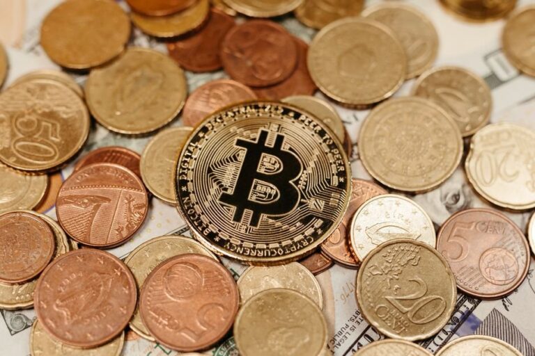 bsp rate hold in the Philippines - Photo by Jonathan Borba on Pexels