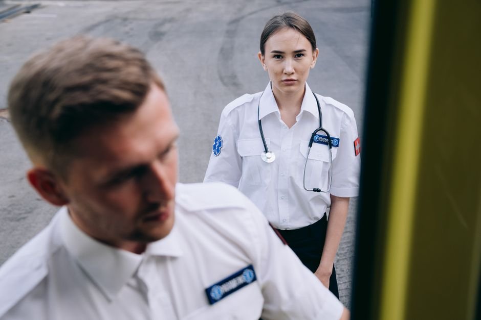 emergency loan philippines in the Philippines - Photo by Mikhail Nilov on Pexels