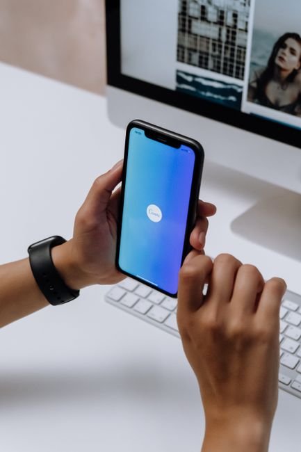 online loan app in the Philippines - Photo by cottonbro studio on Pexels