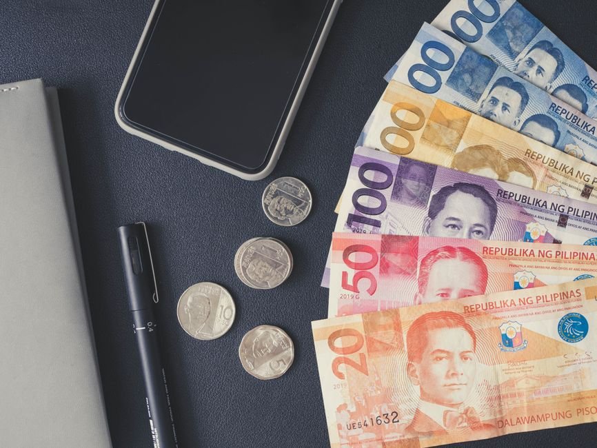 pag-ibig loan update in the Philippines - Photo by Angie Reyes on Pexels